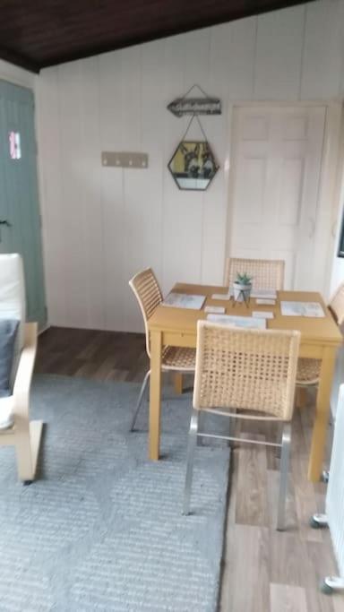 No 27 A Dog Friendly Rural Coastal Chalet Villa Seaton Ngoại thất bức ảnh