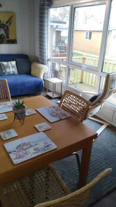 No 27 A Dog Friendly Rural Coastal Chalet Villa Seaton Ngoại thất bức ảnh
